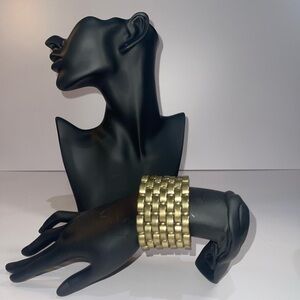 Brass Tone Metal Stretch Bracelet